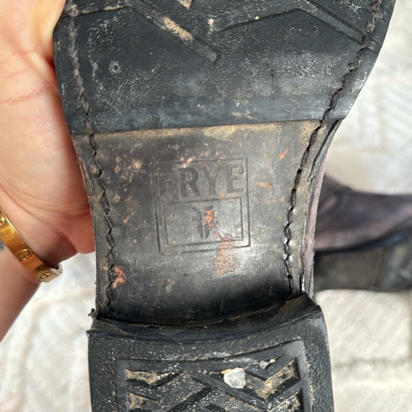 Women’s Vintage Leather FRYE Distressed Moto Boot - 8.5 - Picture 14 of 16